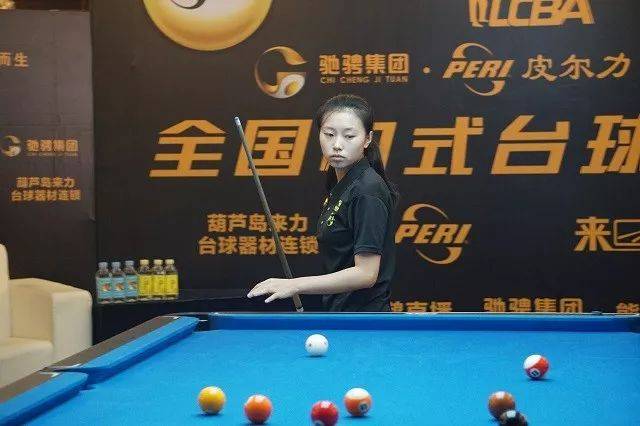 施展他们训 施展他们训