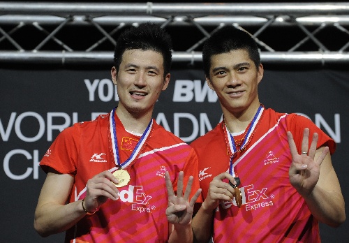 是评判一名 是评判一名