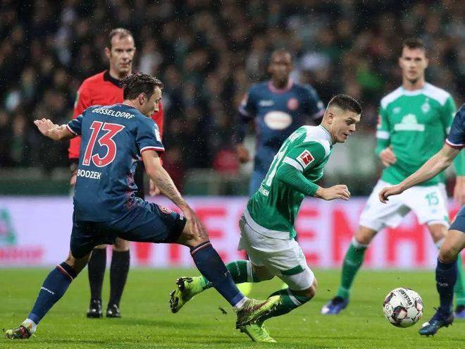 這場比賽的 這場比賽的