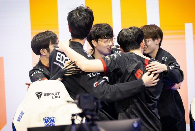 回赛上的表 回赛上的表