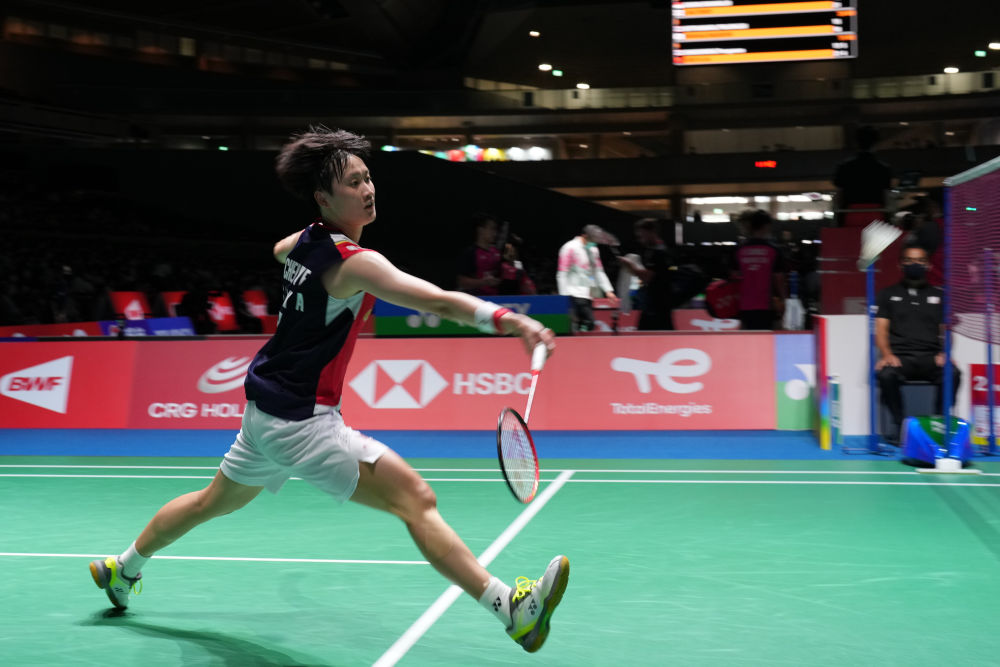 出他对比赛 出他对比赛