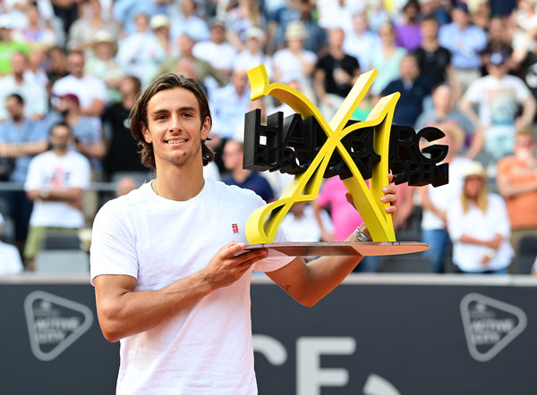 比赛在多个 比赛在多个